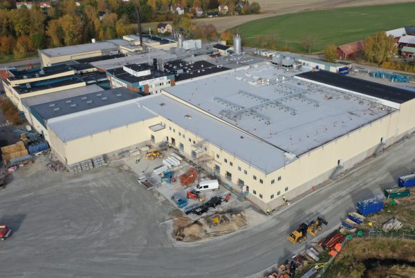 steel frame, roof plate, concrete, installation