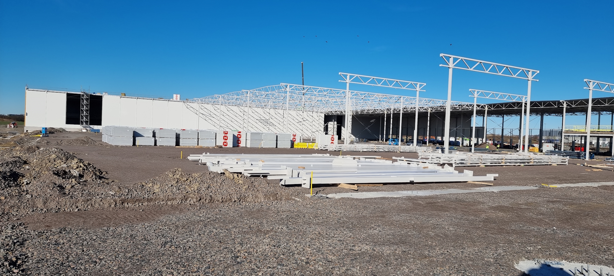 steel frame, roof plate, concrete, installation